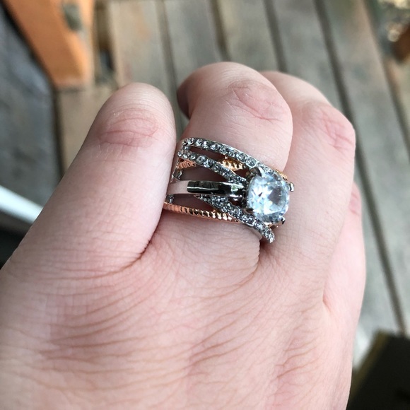 ROSE SWIRL - Picture 4 of 7